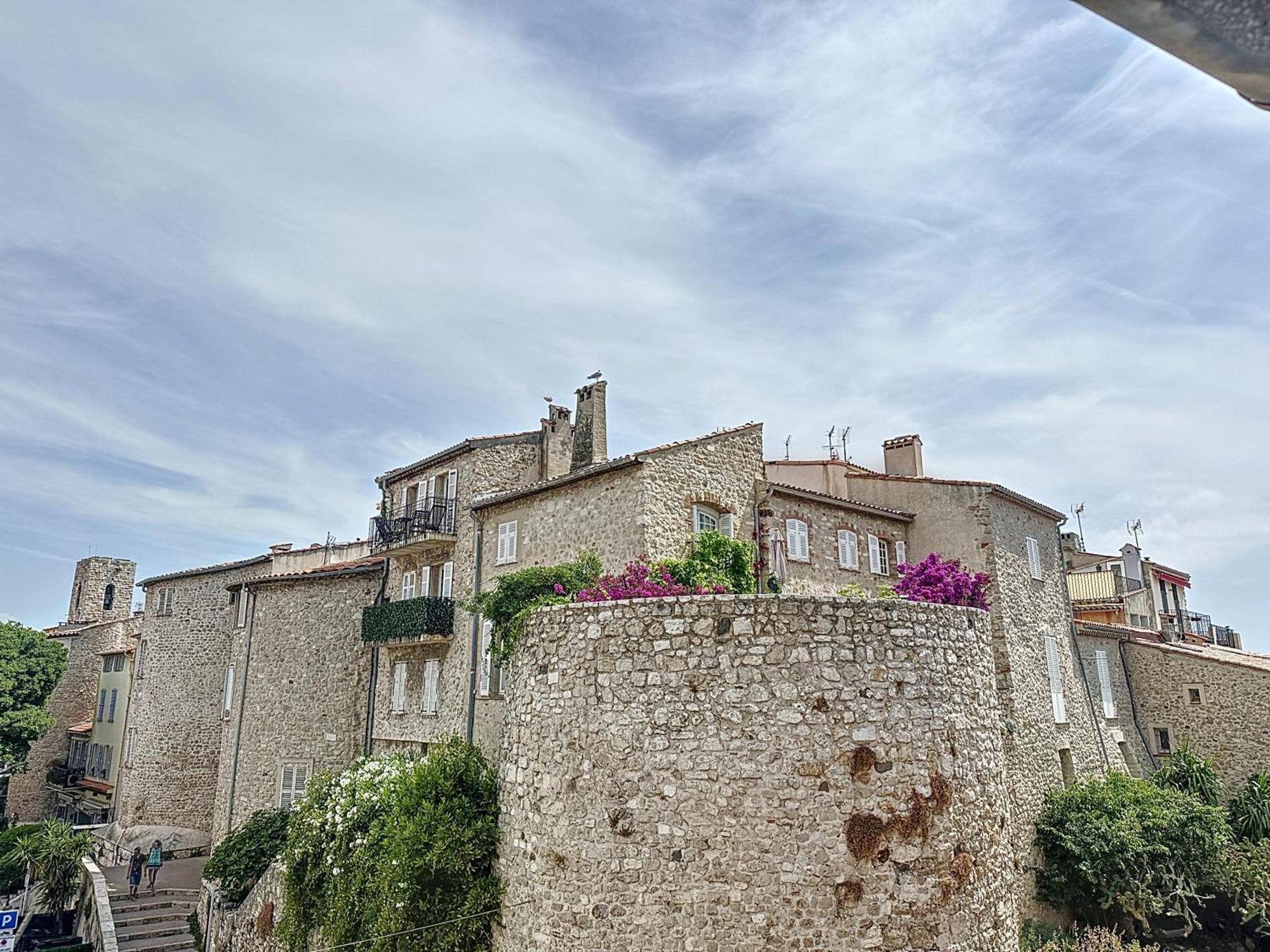 Apartment App'art Vieil Antibes
